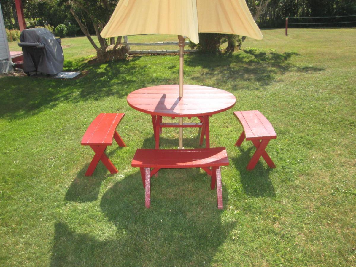 Gite Les Acres Tranquilles B&B Port-Daniel Ngoại thất bức ảnh